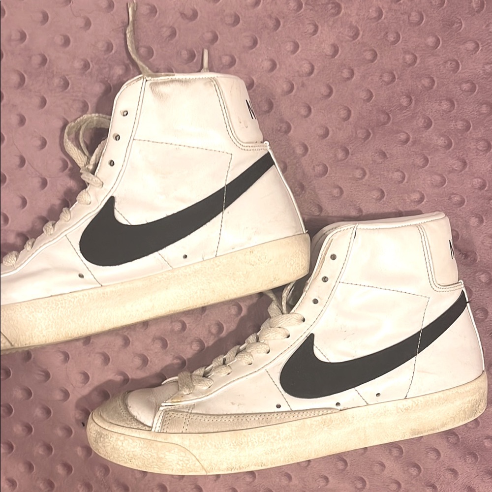 Nike High-Top Sneakers in Cream and Black